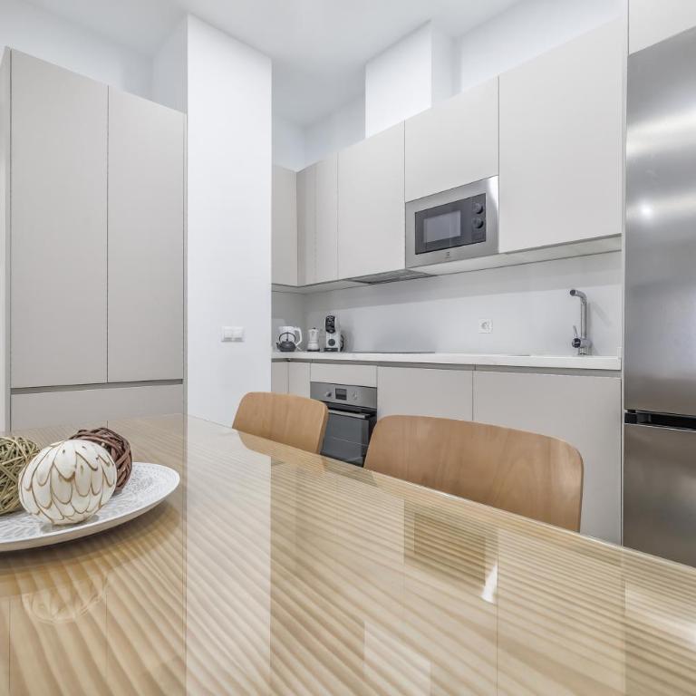 Alminar Apartamentos, Parking incluido junto al centro - Apartamento de 1 dormitorio - 12