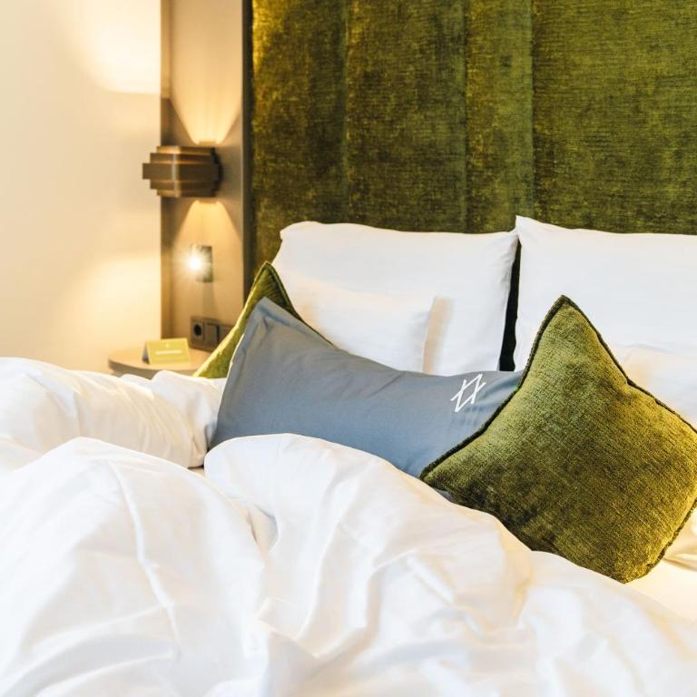 ARPURIA - 4 Star Superior - Adults Only - Superior Doppel- oder Zweibettzimmer mit Bergblick - 8