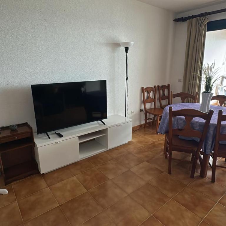 Max Neptuno 1st Line Beach Ocean View Apartment - One-Bedroom Apartment - 9