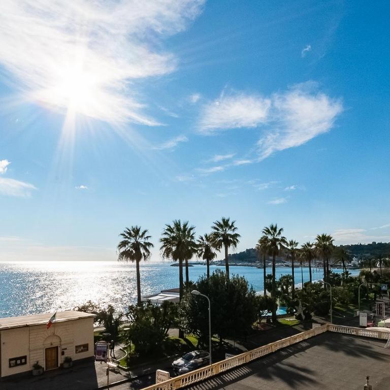 -Fronte Mare- Centro Storico - Two-Bedroom Apartment - 45
