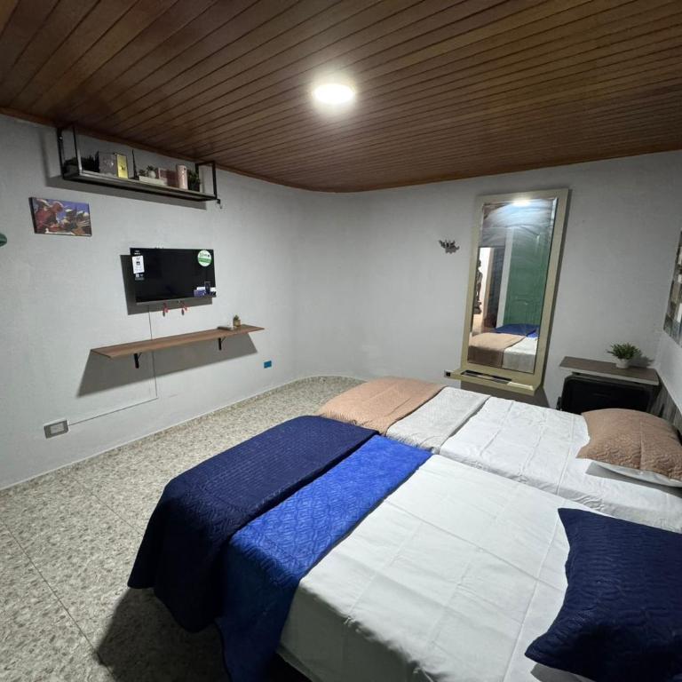 Hostal Nogal Inn - Habitación Deluxe con cama extragrande - 3