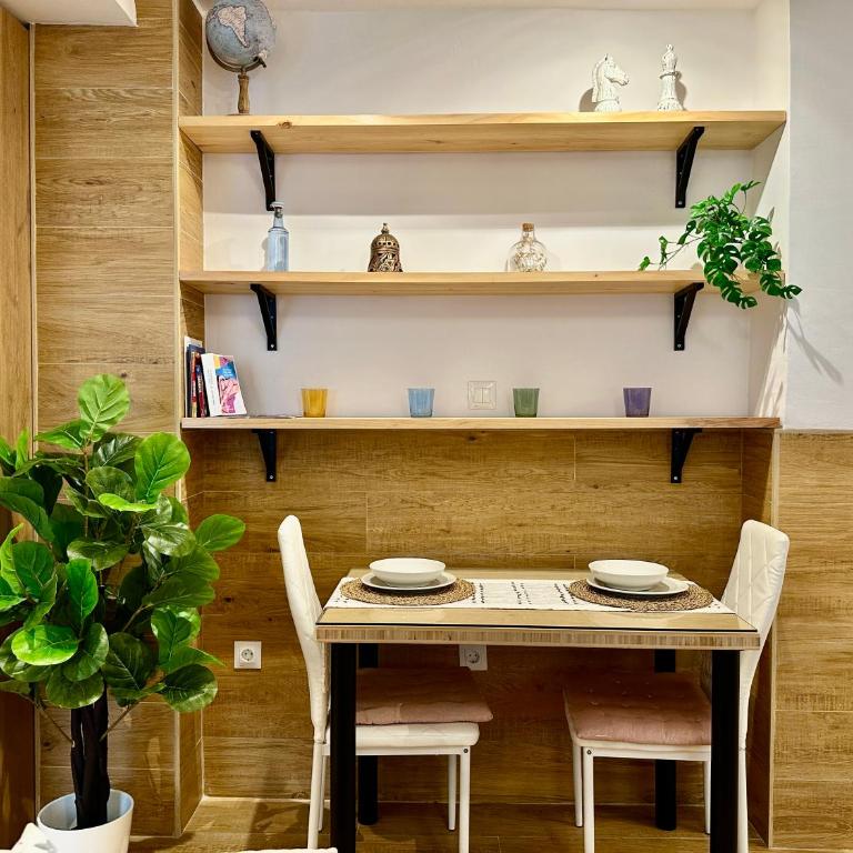 Apartamento Dalmases con Parking Gratis - Hermosas Vistas a Sierra Nevada - Two-Bedroom Apartment - 57