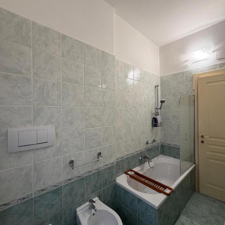 Brezza albaro apartment - Appartamento con 2 Camere da Letto - 19