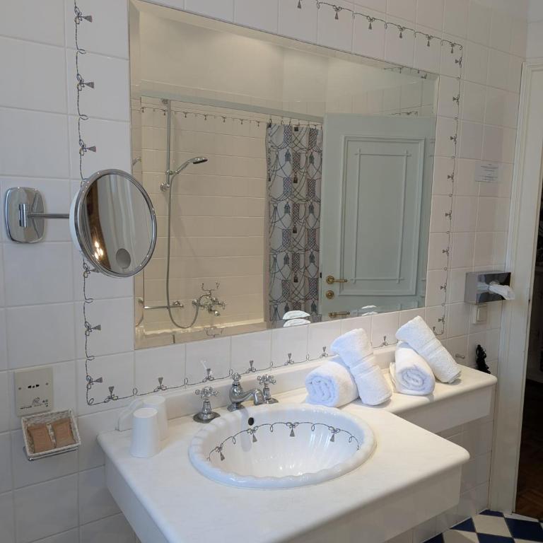 Villa Solitude - Großes Zweibettzimmer - 9