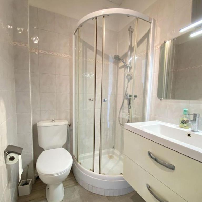 Logement en rez de jardin avec terrasse privée face à la mer ! - Appartamento con 1 Camera da Letto - 14