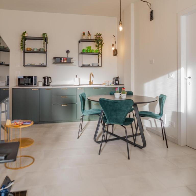Centro Lungo Po Casa Regina - Appartamento con 1 Camera da Letto - 5
