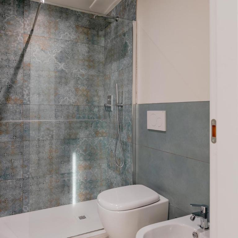 Centro Lungo Po Casa Regina - Appartamento con 1 Camera da Letto - 18
