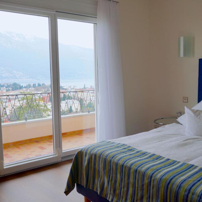 Hotel Tobler - Camera Matrimoniale Superior con Vista Lago - 5