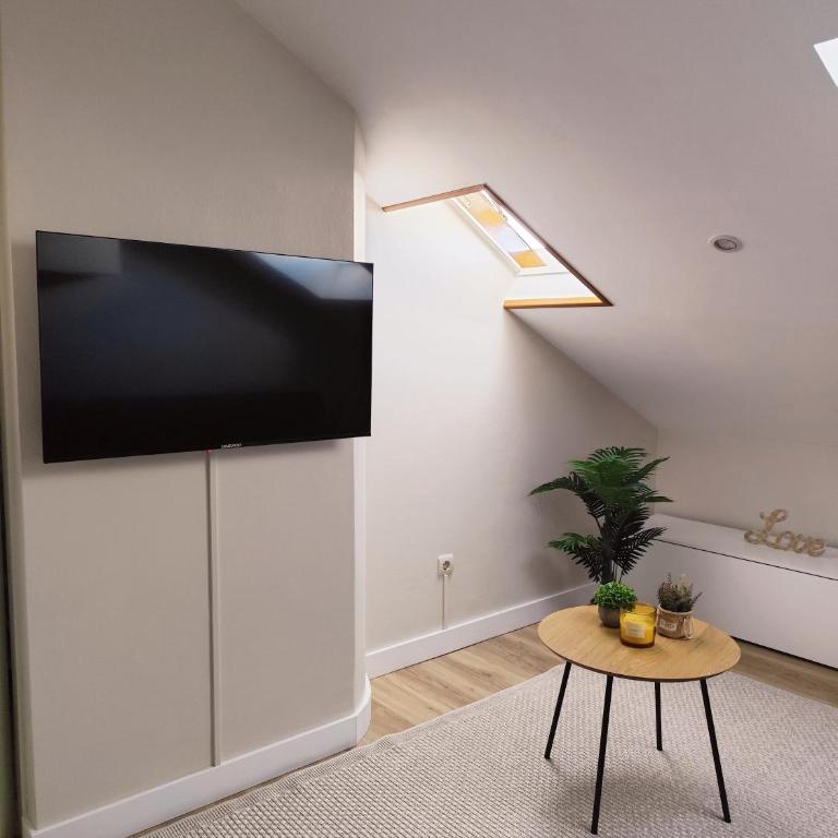 Coqueto Ático en VIGO - Apartamento de 1 dormitorio - 6