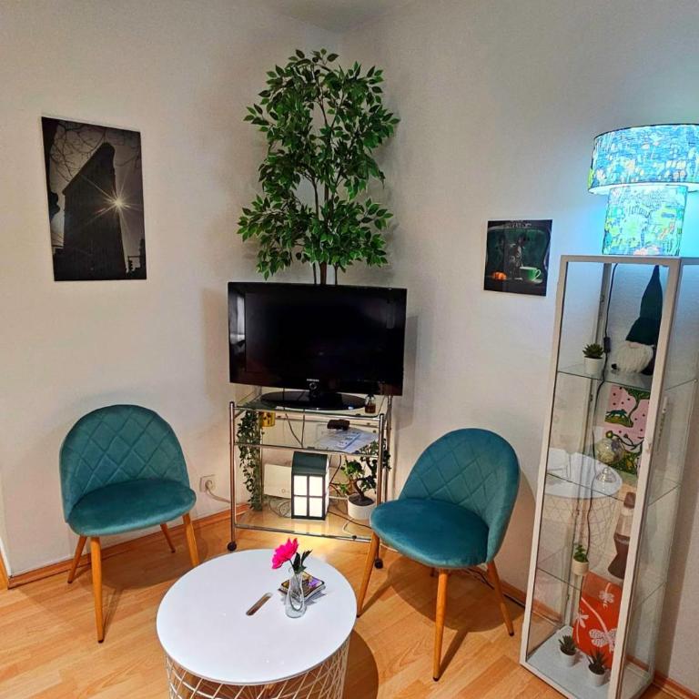Green Residence - One-Bedroom Apartment - 5