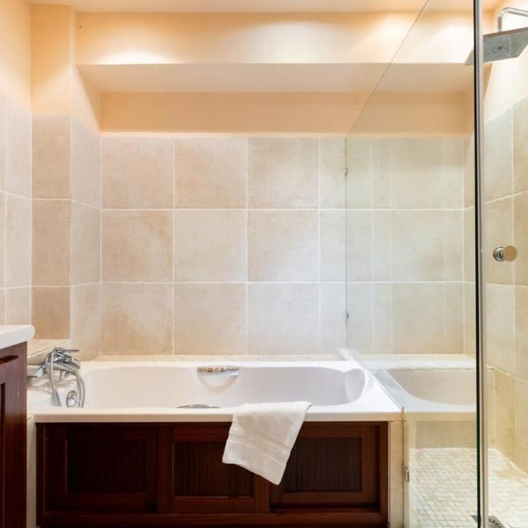 Villa Cap D'Antibes AC - Seafront - Swimming pool - Villa - 44