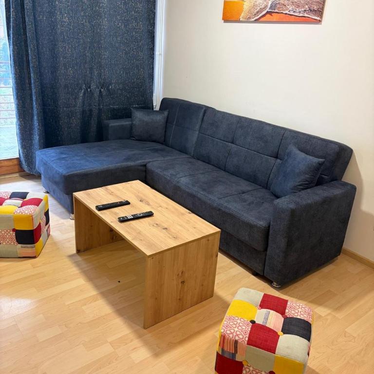 Sunny two bedroom in Rakovica - Apartman sa 2 Spavaće Sobe i Balkonom - 2