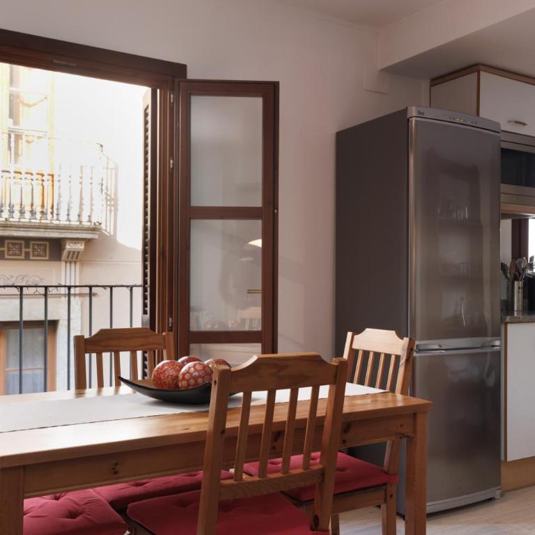 LETS HOLIDAYS Centric apartment with parking Tossa - Apartamento de 2 dormitorios - 4