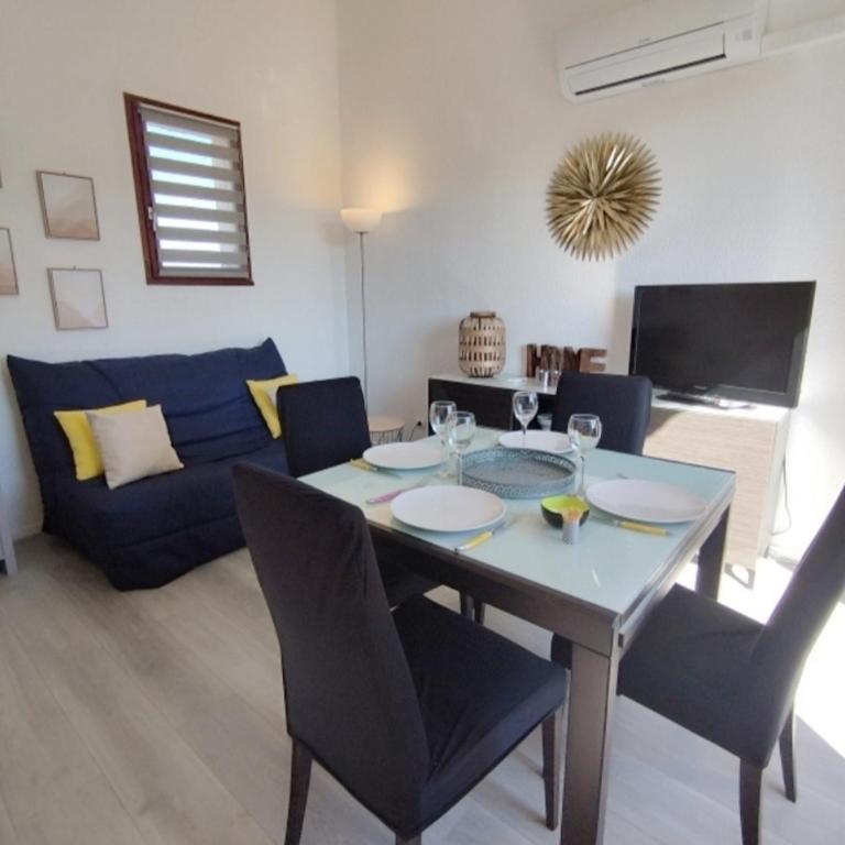 Appartement climatisé avec parking, 4 pers., St-Pierre-La-Mer - FR-1-795-76 - Apartment - 1