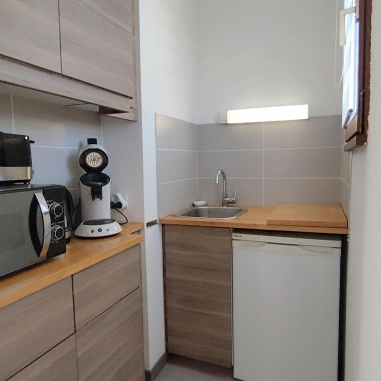 Appartement climatisé avec parking, 4 pers., St-Pierre-La-Mer - FR-1-795-76 - Apartment - 8
