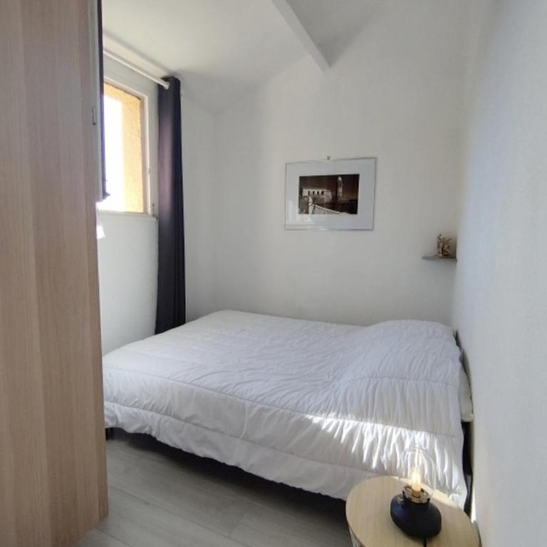Appartement climatisé avec parking, 4 pers., St-Pierre-La-Mer - FR-1-795-76 - Apartment - 11