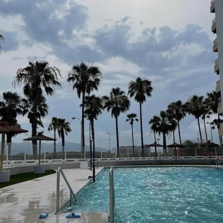 Apartamento frente a la playa - Apartment - 6