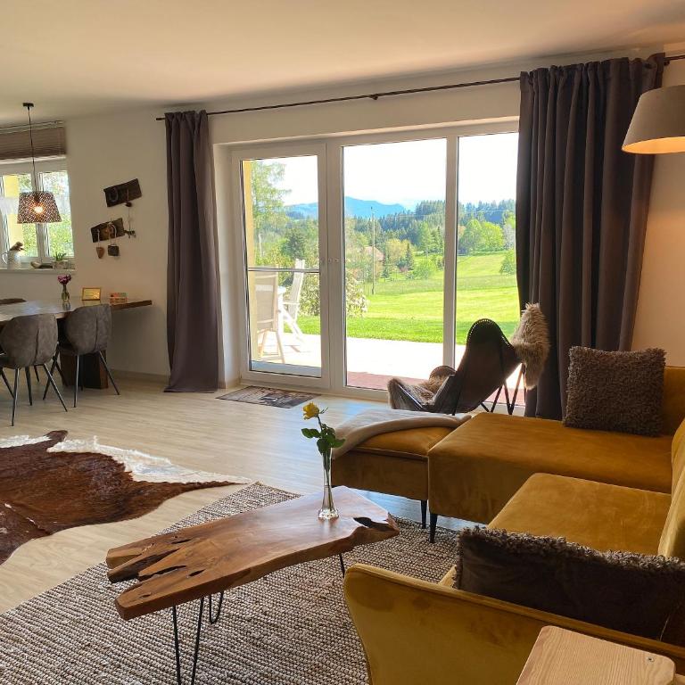 Kuh Heimat - Bergblick - Terrasse - Apartment mit 2 Schlafzimmern - 3