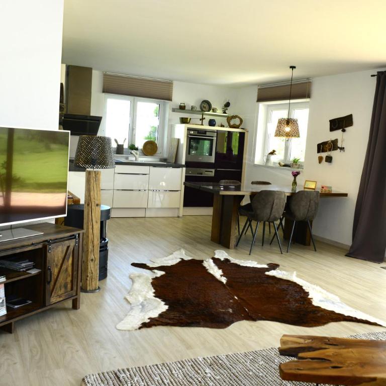 Kuh Heimat - Bergblick - Terrasse - Apartment mit 2 Schlafzimmern - 45