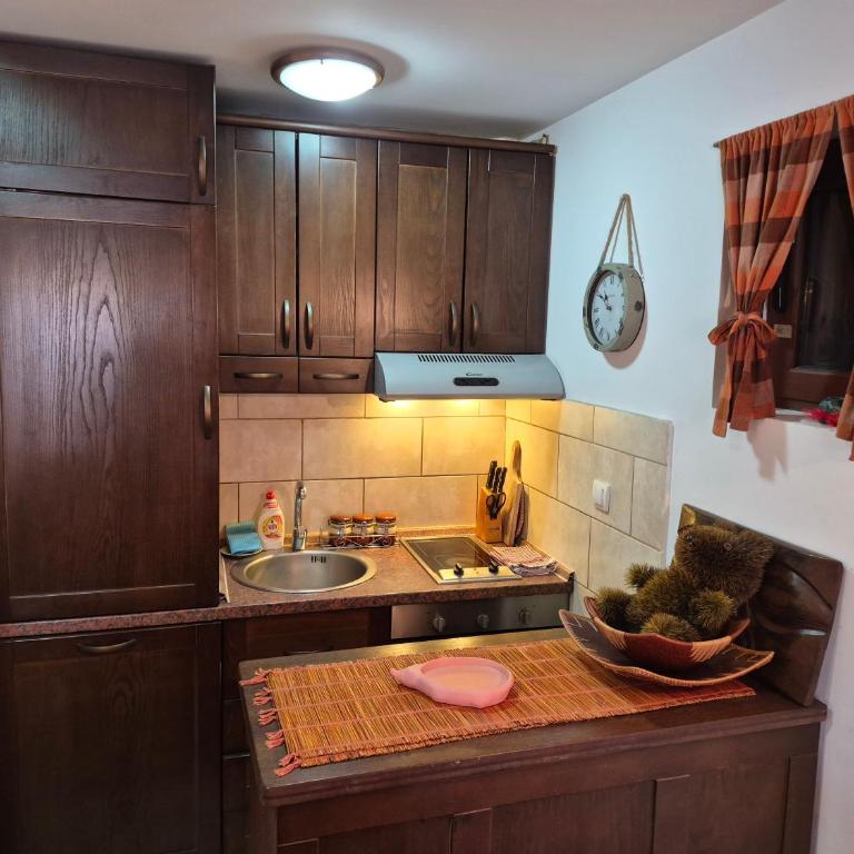 Family Apartments - Deluxe Apartment - 7