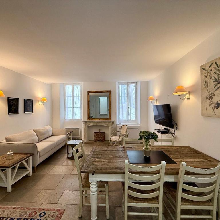 B003 Superbe 2 chambres centre Cannes - Appartement - 3