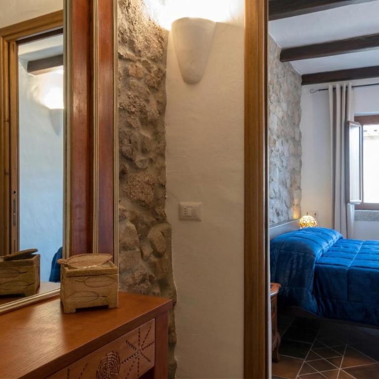 Amsicora Stay - Camera Matrimoniale Deluxe - 5