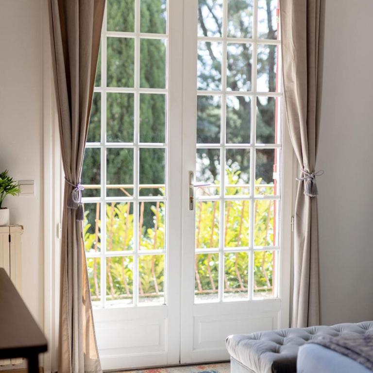 Superbe Villa classée 4 étoiles, Jardin 1200m2 et Piscine - 8 Personnes - Maison de Vacances 4 Chambres - 37