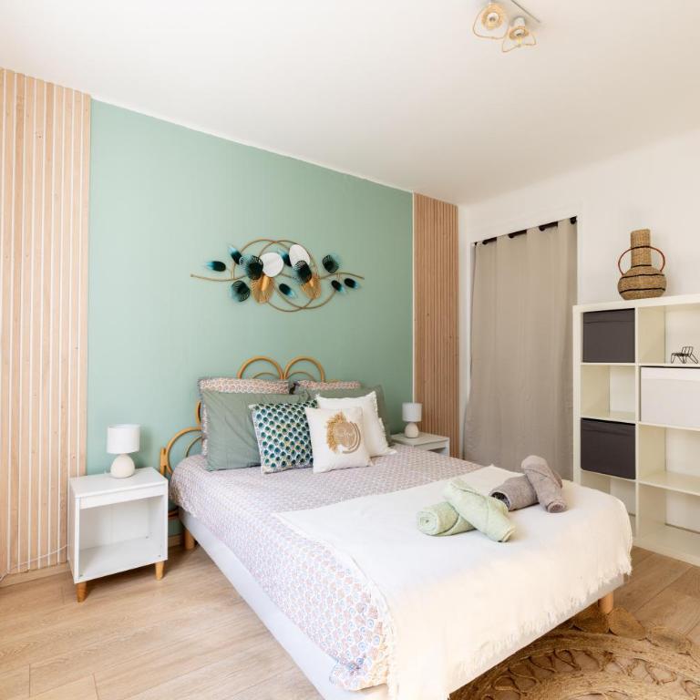 Superbe Villa classée 4 étoiles, Jardin 1200m2 et Piscine - 8 Personnes - Maison de Vacances 4 Chambres - 42