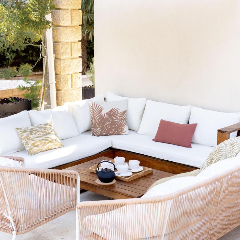 Superbe Villa classée 4 étoiles, Jardin 1200m2 et Piscine - 8 Personnes - Maison de Vacances 4 Chambres - 10