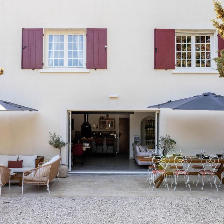 Superbe Villa classée 4 étoiles, Jardin 1200m2 et Piscine - 8 Personnes - Maison de Vacances 4 Chambres - 5