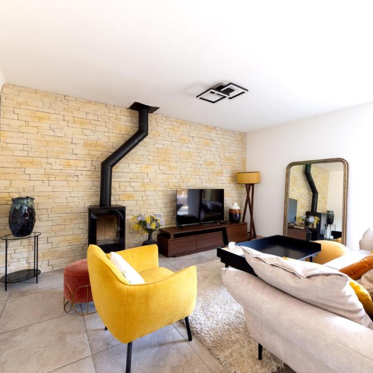 Superbe Villa classée 4 étoiles, Jardin 1200m2 et Piscine - 8 Personnes - Maison de Vacances 4 Chambres - 18