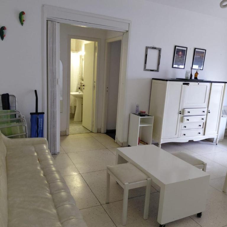 Departamento equipado, excelente ubicación - Two-Bedroom Apartment - 1