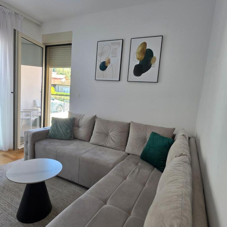 Lux T-residence - One-Bedroom Deluxe Apartment - 2