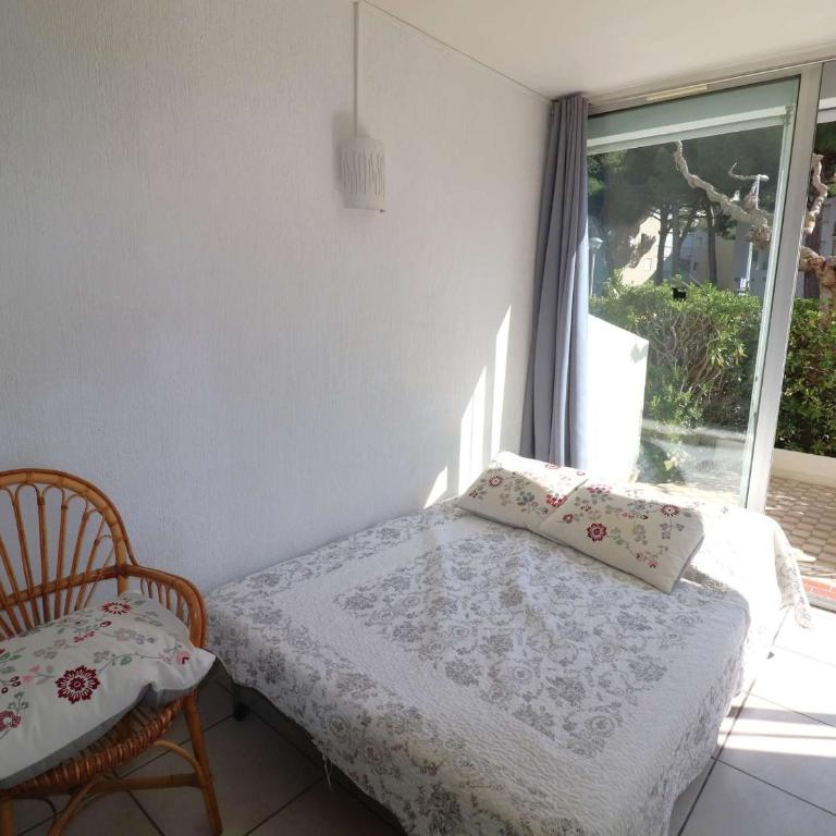 T2 RDC avec Terrasse Sud, 4 Pers, Parking - FR-1-307-187 - Apartment - 24