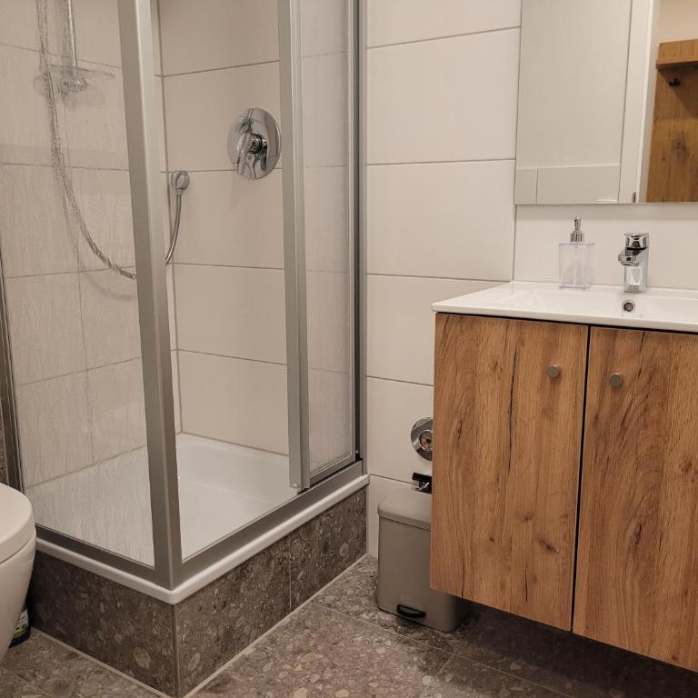 Ferienwohnungen Beck - hochwertig eingerichtet, in ländlicher Lage mit großem Garten - Apartamento de 1 dormitorio - No fumadores - 7