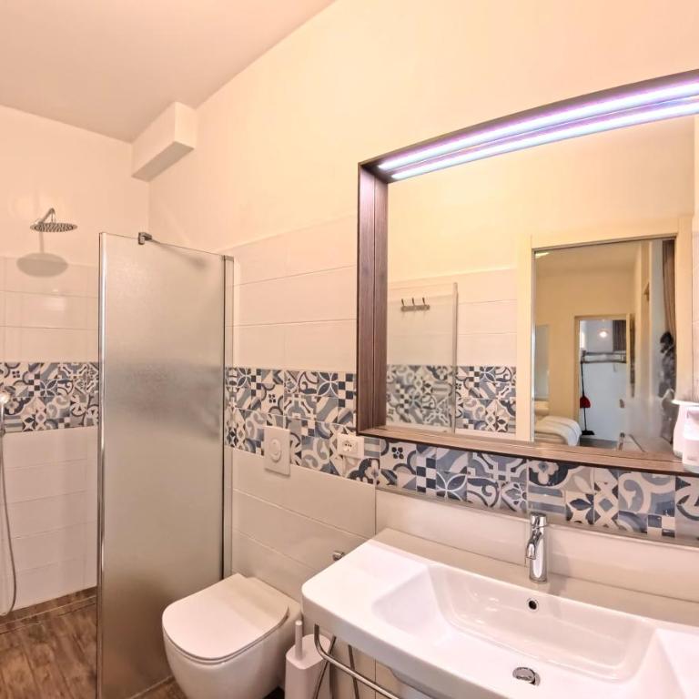 Oasi Da Vinci Apartments Lake Garda View - Appartamento con Vista Lago - 22