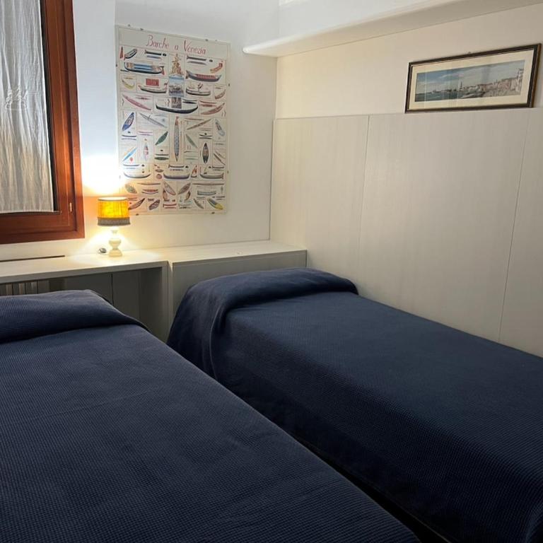 Ca'Sciarrin Secret Garden near Santa Lucia Station - Two-Bedroom Apartment - 14