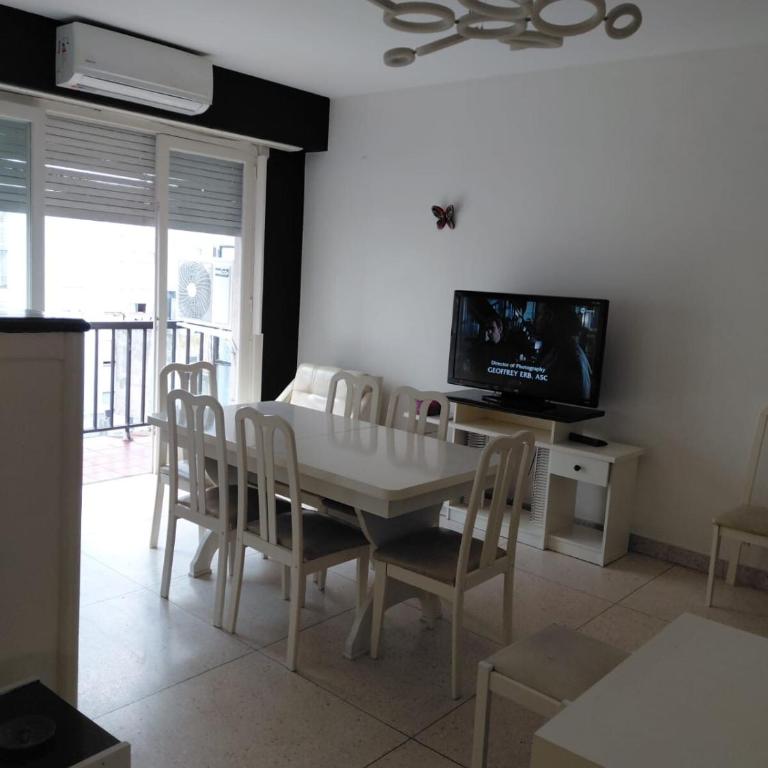 Amplio y luminoso departamento - One-Bedroom Apartment - 10