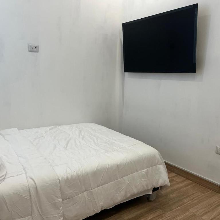 Dpto de Lujo Centrico con Jacuzzi y Balcon Parque de las Aguas - Two-Bedroom Apartment with Balcony - 36