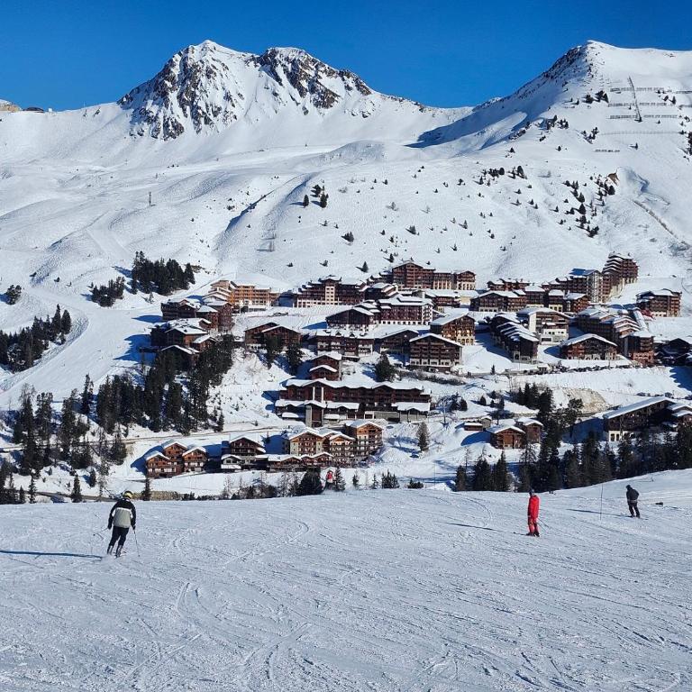 Appartement Ski aux pieds 3 ch balcon vue pistes et place parking - Appartamento con 3 Camere da Letto e con Balcone - 38