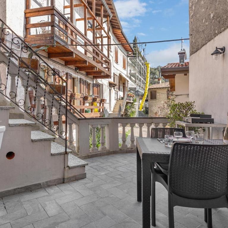 Rifugio sulle colline di Gardone con parcheggio - Apartment mit 1 Schlafzimmer - 11