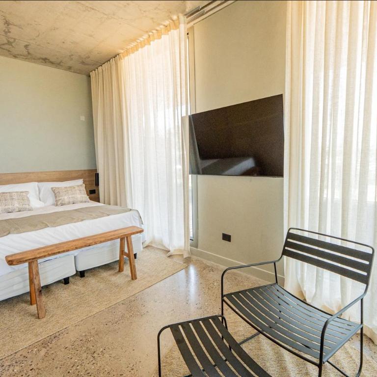 CasaChica Hotel - Deluxe Double Room with Balcony - 1