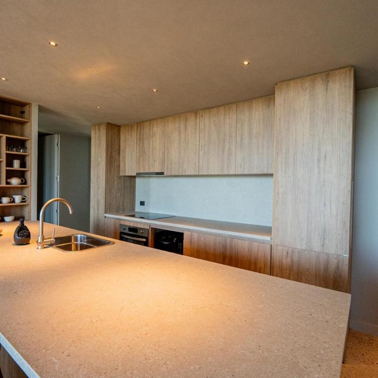 CasaChica Hotel - Three-Bedroom Apartment with Sea View - 12