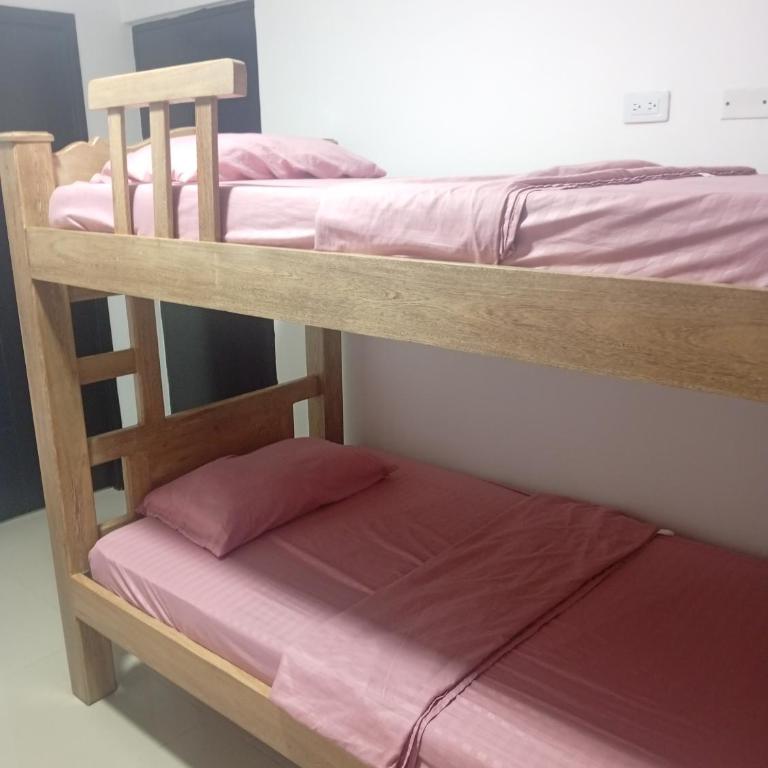 Alquila Martinez Lerma en Cartagena - Two-Bedroom Apartment - 1