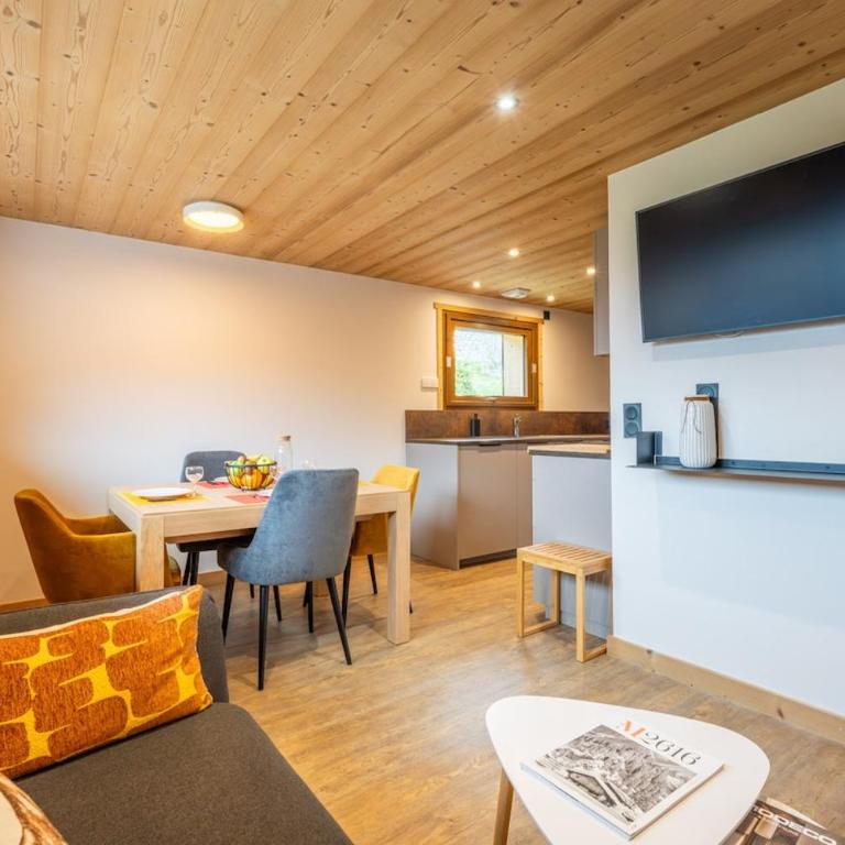 Appartement Cosy - 5 pers - Wi-Fi - Ski & Montagne - Aravis - Appartement 2 Chambres - 2