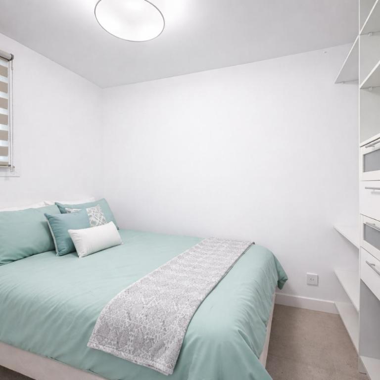 vue mer exceptionnelle, terrasse, piscines et tennis domaine au calme - Appartement 2 Chambres - 12