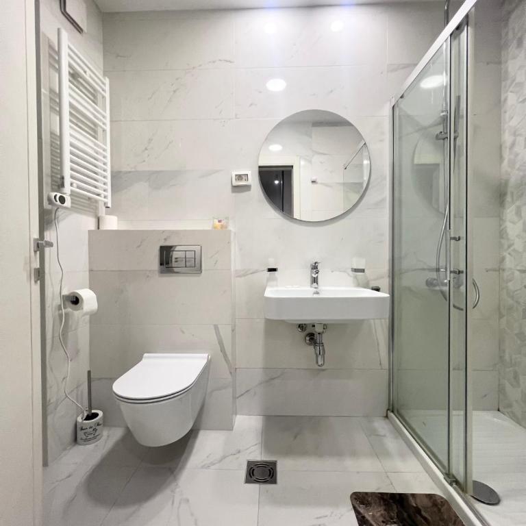 Apartment Central Point - Podgorica - Classic One-Bedroom Apartment with King Bed - 6