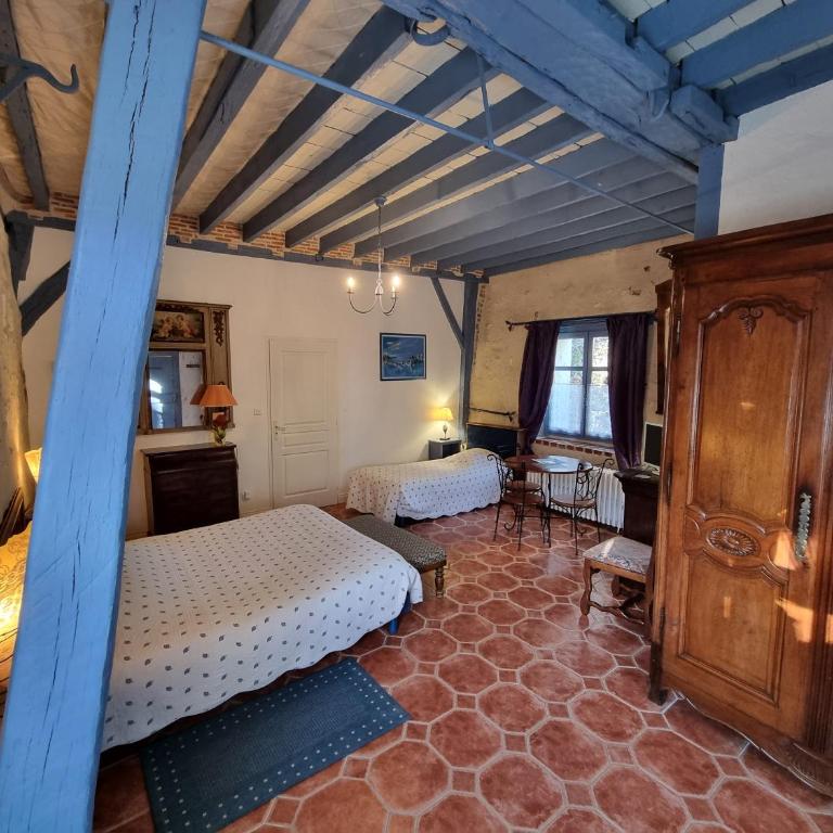 Manoir de la Maison Blanche - Chambre Triple Confort avec Douche - 7