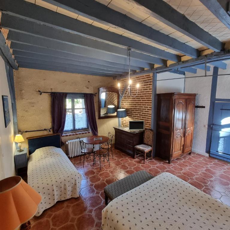 Manoir de la Maison Blanche - Chambre Triple Confort avec Douche - 6