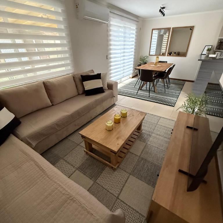 Casa en Pucón - Three-Bedroom House - 1
